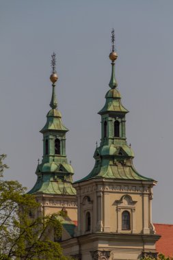 krakow tarihi bir bina. Polonya