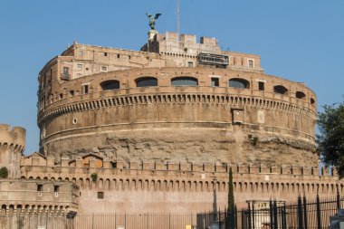 melek Şatosu'nda rom olarak bilinen hadrian Mozolesi