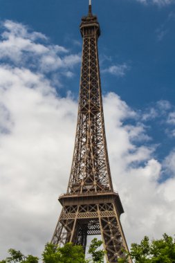 paris tour Eiffel