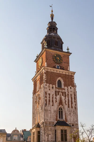 Wieża ratusza na głównym placu miasta Krakowa — Zdjęcie stockowe