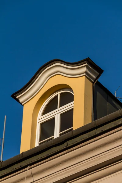 Красиві фасаді Старого міста будинку в м. Краків, Польща — стокове фото