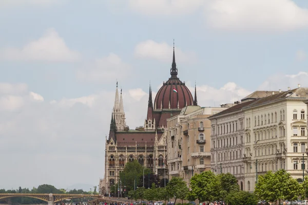 Näkymä maamerkkejä Budapestissa — kuvapankkivalokuva