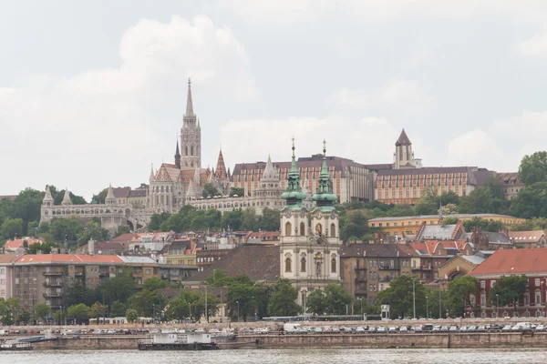 Iglesia Matthias en Budapest, Hungría — Foto de Stock