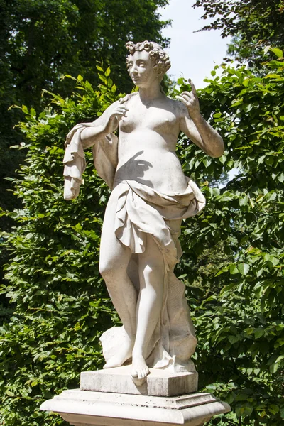 Statue At Schloss Sans Souci. — Stock Photo, Image