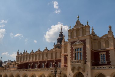 Krakow, Polonya bina sukiennice