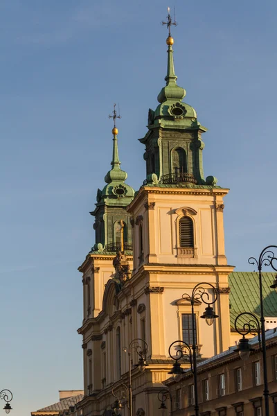 Ιεροί διαγώνιοι εκκλησία (kosciol swietego krzyza), Βαρσοβία, Πολωνία — Φωτογραφία Αρχείου