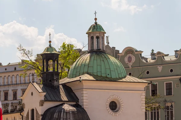 Église St. James sur la place principale à Cracovie, Pologne — Photo
