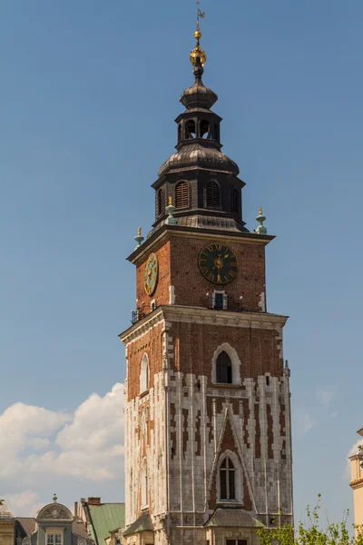 Rådhustornet på stora torget i krakow — Stockfoto