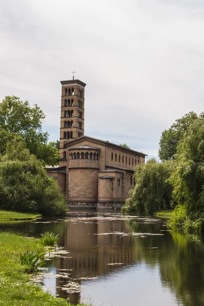 教会在波茨坦德国教科文组织世界遗产名单上 — 图库照片