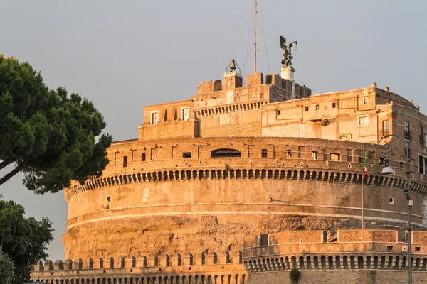El Mausoleo de Adriano, conocido como el Castel Sant Angelo en Roma, Italia . —  Fotos de Stock