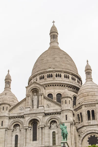 Den yttre arkitekturen i sacre coeur, montmartre, paris, Frankrike — Stockfoto