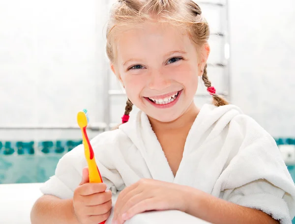 Little girl brushing teeth — Stock Photo, Image
