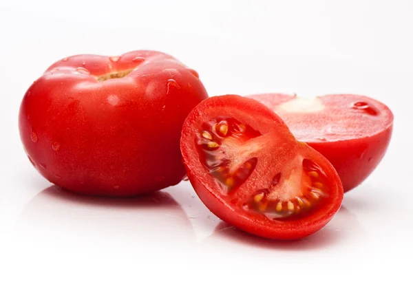 Röd tomatgrönsak med skärning — Stockfoto