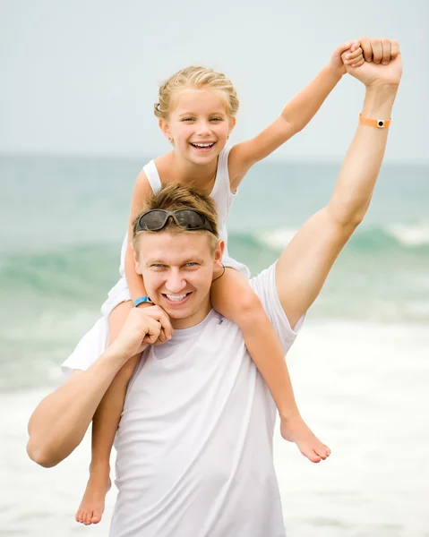 Mutlu baba ve küçük kızı — Stok fotoğraf