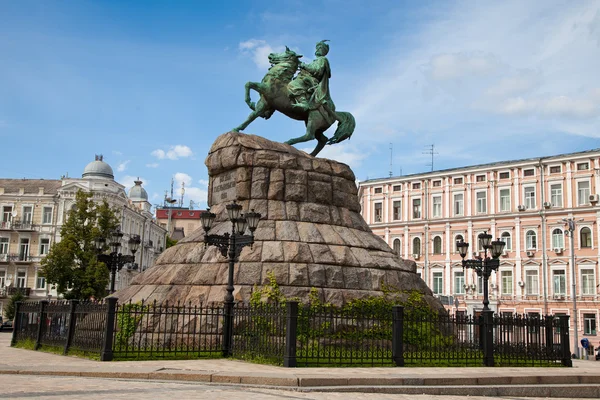 stock image Hetman Bogdan Khmelnitsky statue in Kiev, Ukraine