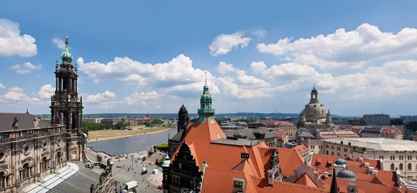 Enorme panorama de Dresden, Alemanha — Fotografia de Stock