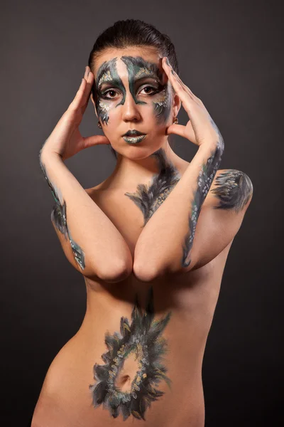Schöne Fantasy-Eye-Face-Art und Bodyart Porträt eines niedlichen gi — Stockfoto