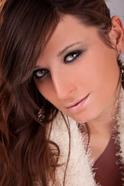 Beauty Portrait. Beautiful woman on grey background — Stock Photo, Image