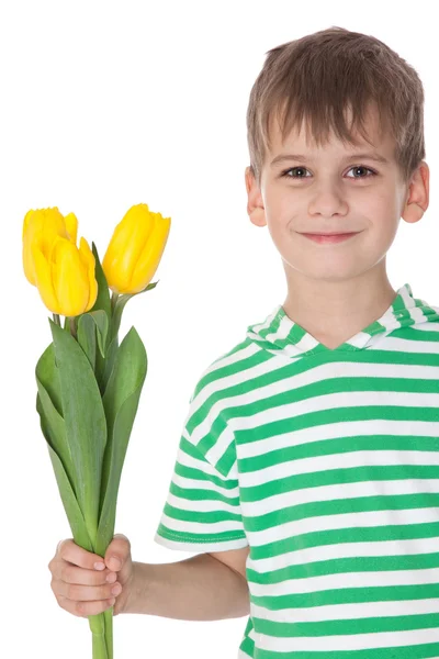 年轻的男孩举行郁金香 — 图库照片