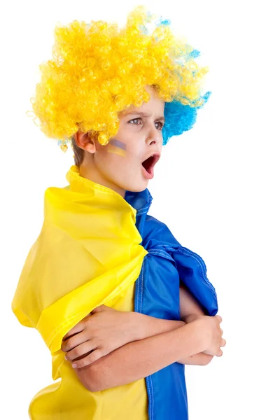 Fan piłki nożnej z flag ukraińskich na białym tle — Zdjęcie stockowe