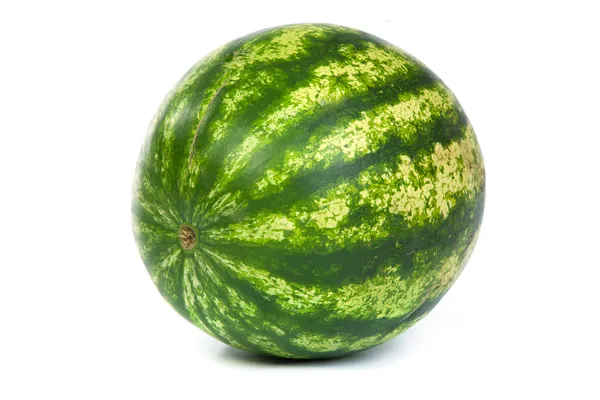 Färska, mogen, saftiga vattenmelon. skott på vit — Stockfoto