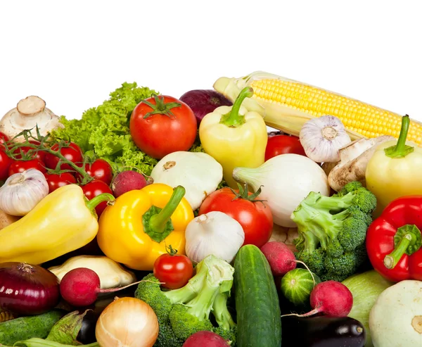 Gruppe von frischem Gemüse isoliert auf weiß — Stockfoto