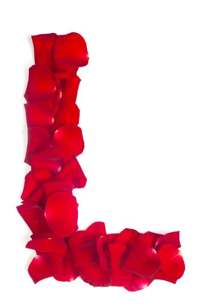 Buchstabe l aus roten Blütenblättern Rose auf Weiß — Stockfoto