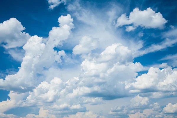 Cumulus wolken — Stockfoto