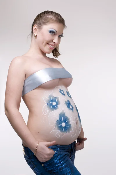 Felice donna incinta — Foto Stock