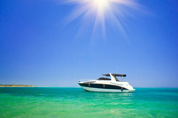 Small luxurious powerboat. — Stock Photo, Image
