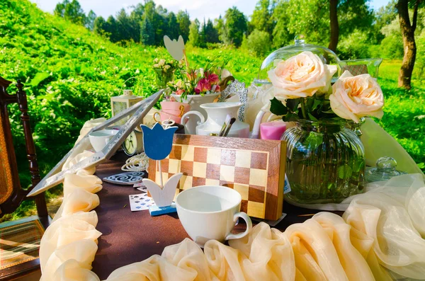 Tea party in park — Stock Photo, Image