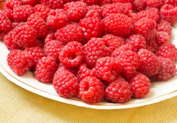 Red raspberryes — Stock Photo, Image