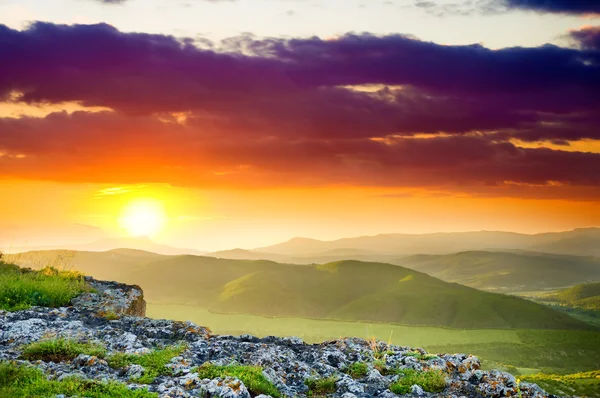 Mountain landscape on sunset. — Stock Photo, Image