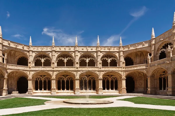 stock image Fountain in court of Jeronimos monastery, Lisbon