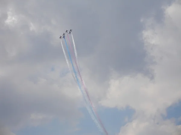 Red Arrows on Hawk T1 in sky — Stock Photo, Image