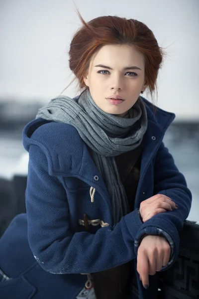 Junge Frau Winter Portrait — Stockfoto