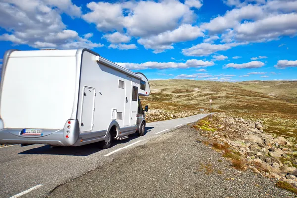 Wohnmobil unterwegs — Stockfoto