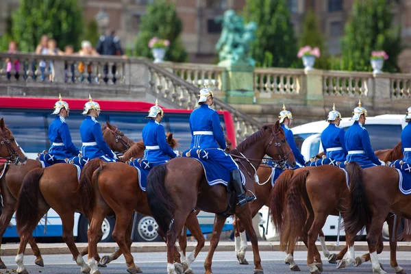 Cavaleiros em cavalos — Fotografia de Stock