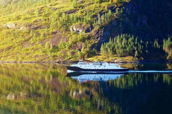 Ferry en Noruega — Foto de Stock