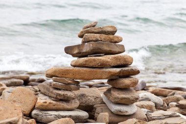 inuksuk veya huron lakeshore üzerinde inkukshuk