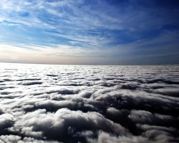 日落时软绵绵的云 — 图库照片