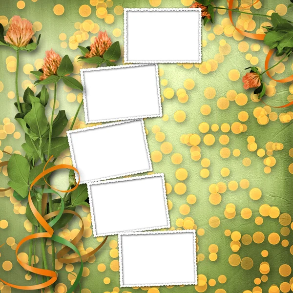 Grunge paper for congratulation with bunch of clover — Stock Photo, Image