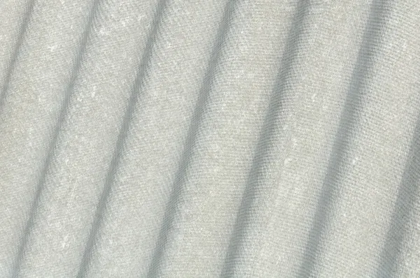 Лист из гофрированного асбеста на крыше цемента (Eternit ) — стоковое фото