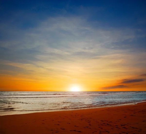Zachód słońca na oceanie — Zdjęcie stockowe