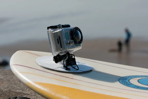 Камера GoPro HD и O2 Surf — стоковое фото
