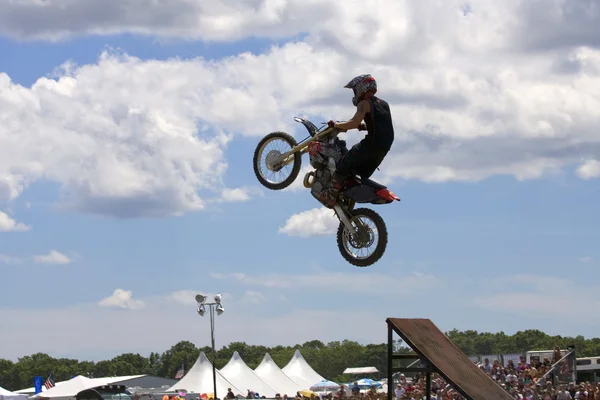 Stunt biker — Zdjęcie stockowe