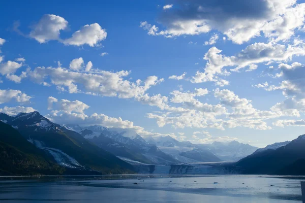 Le ciel bleu de l'Alaska — Photo