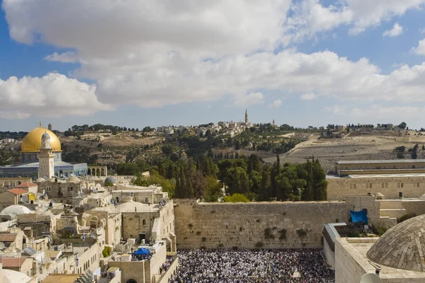 Preghiera degli ebrei al Muro del Pianto. Gerusalemme Israele — Foto Stock