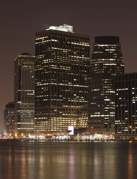 Downtown Manhattan at night — Stockfoto