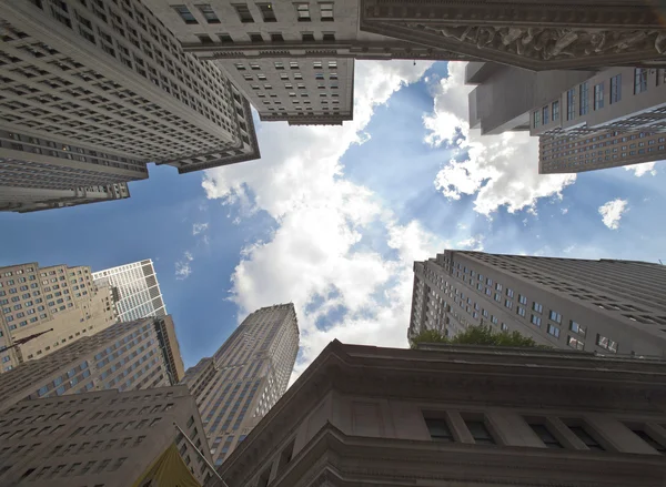 Zakelijke torens in new york city. — Stockfoto